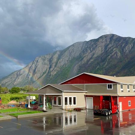Orchard View Motel Keremeos エクステリア 写真